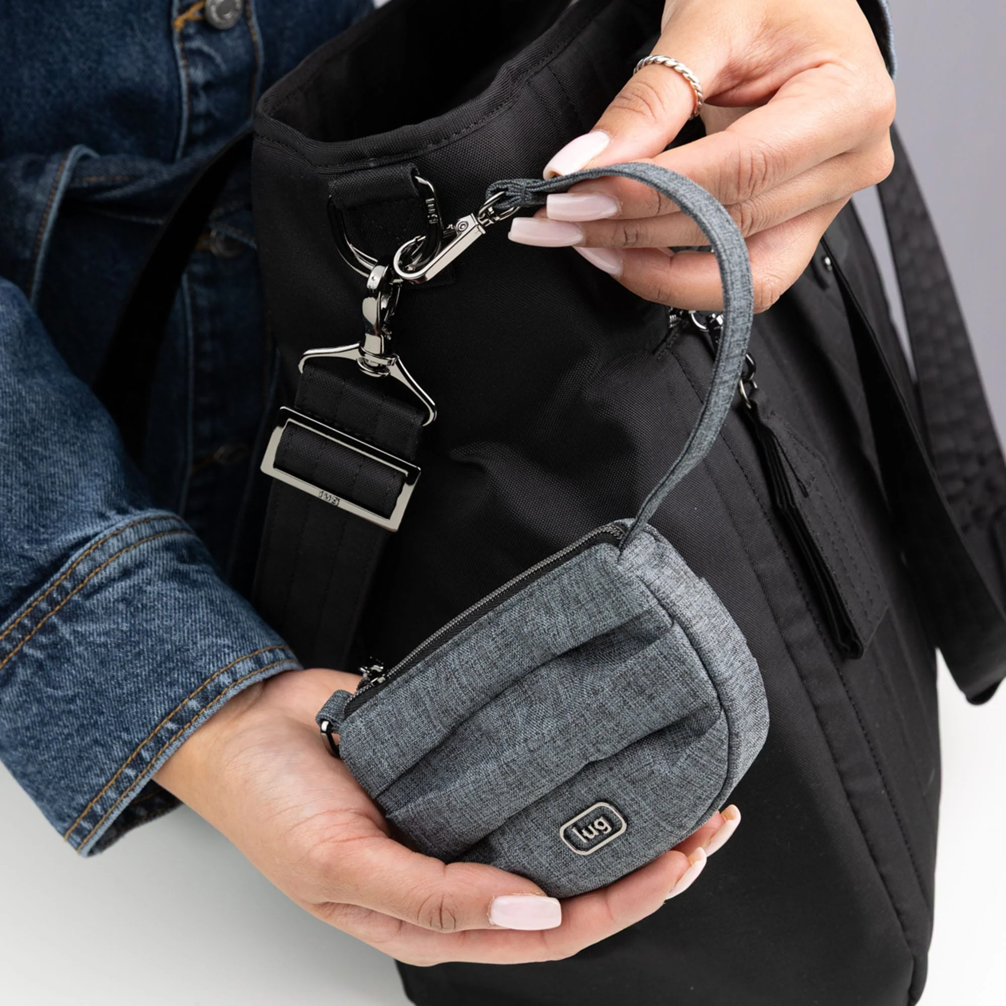 Disco Pleated Pouch - Image 5