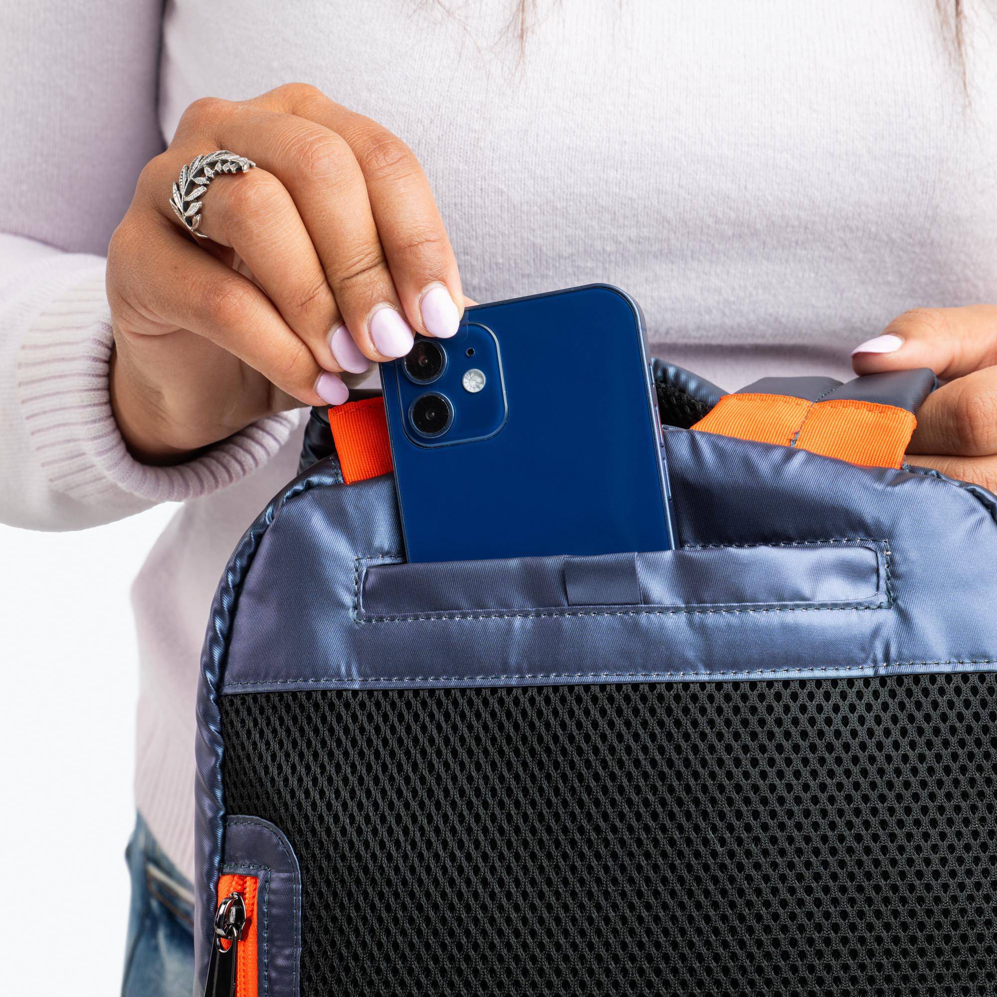 Hopper SE Backpack - Image 10