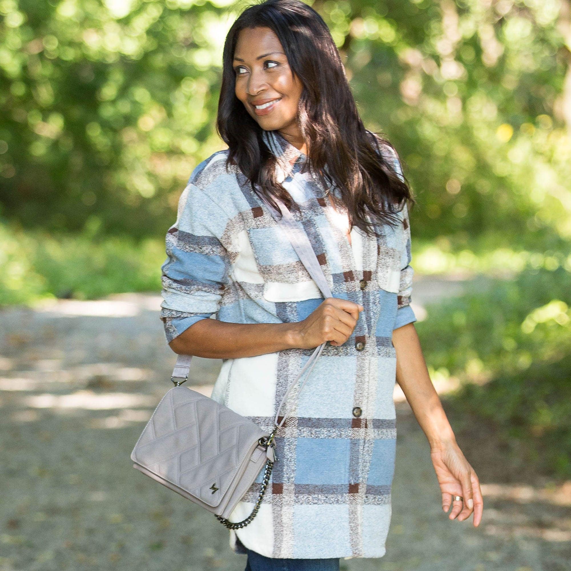 Huddle Matte Luxe VL Shoulder Bag - Image 28