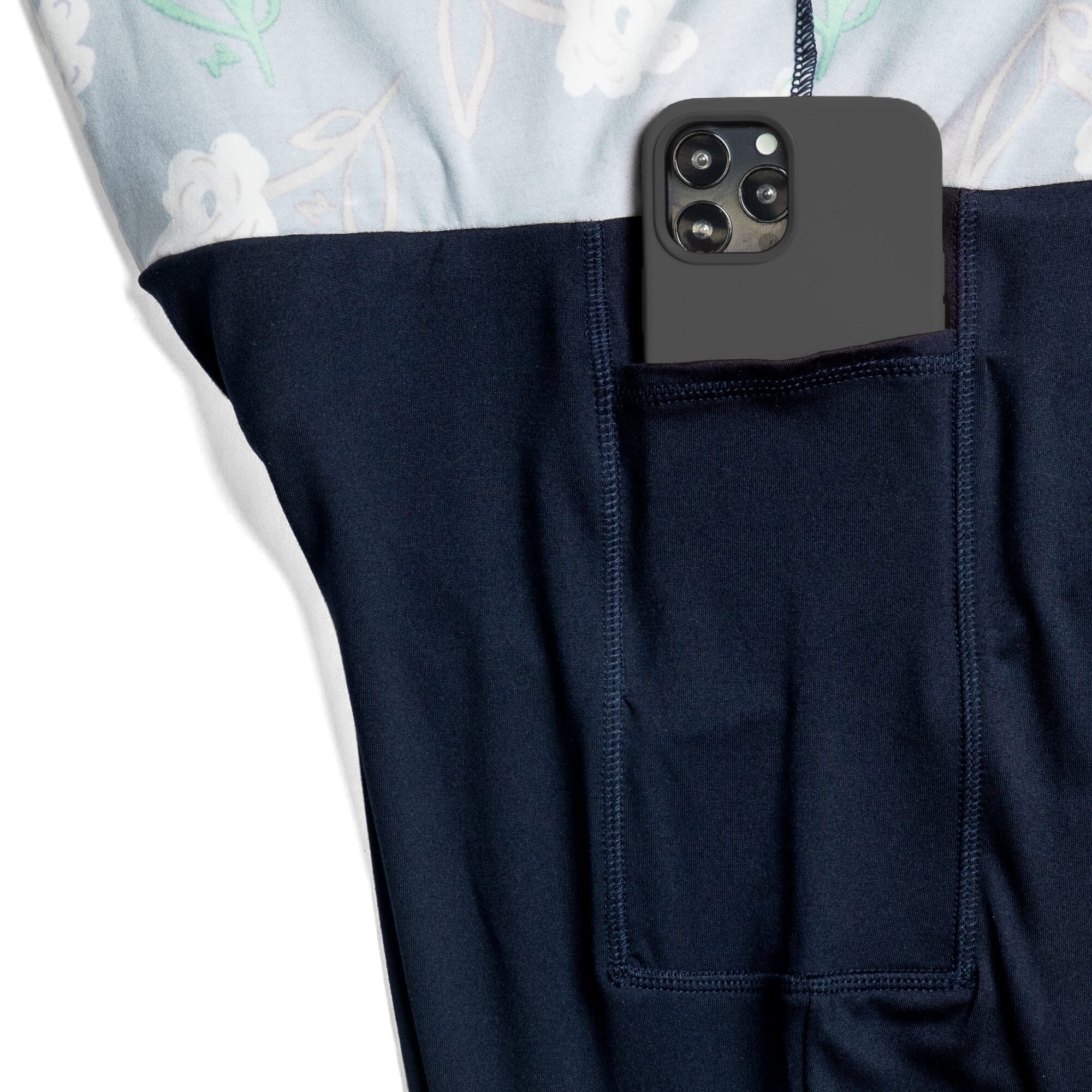 Hula Skirted Lugging - Image 58