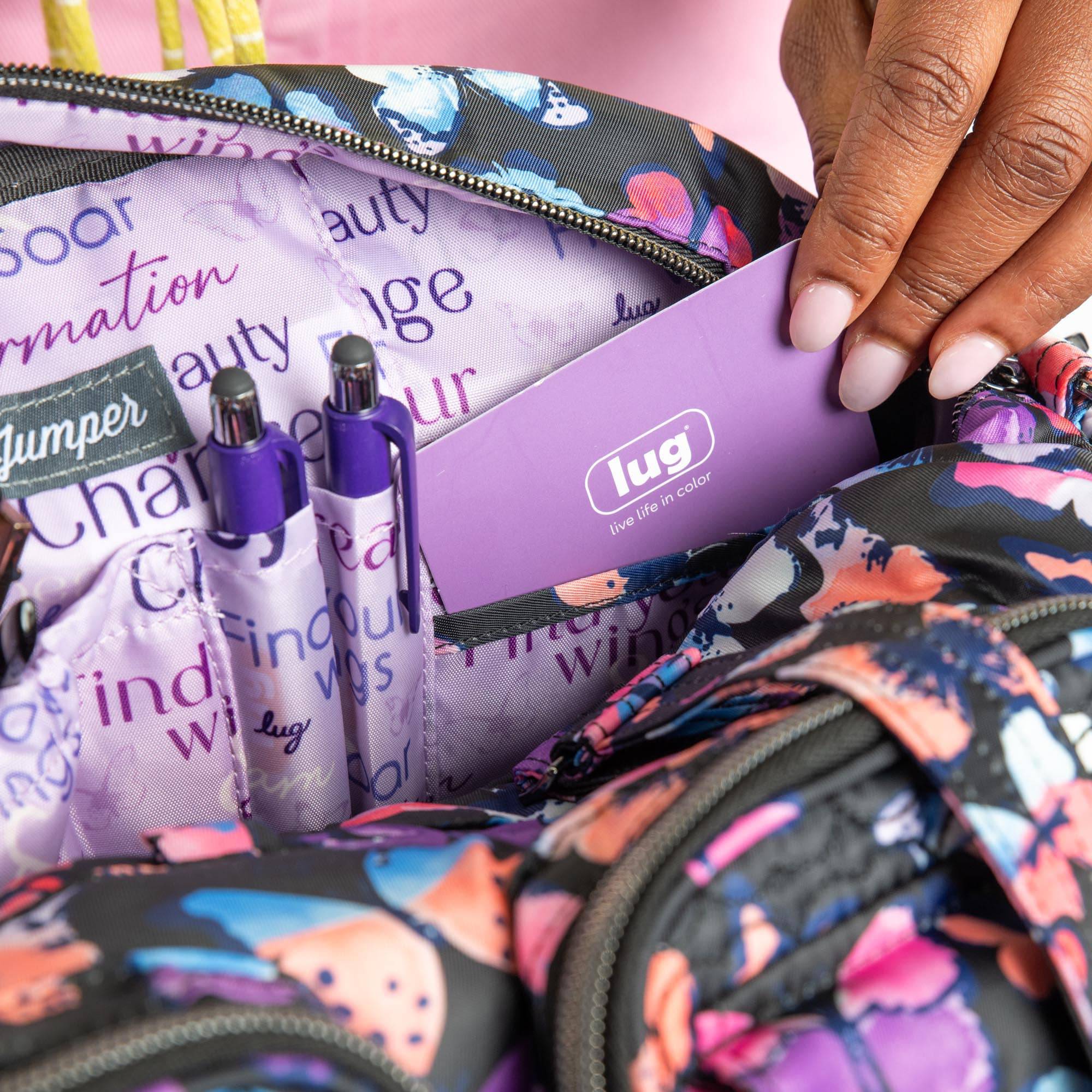 Jumper 2 Carry-All Tote - Image 11