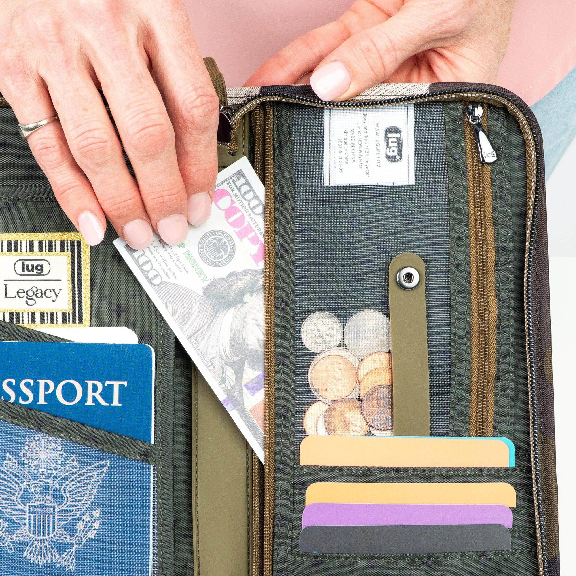 Legacy Collection Tango Travel RFID Wallet - Image 10