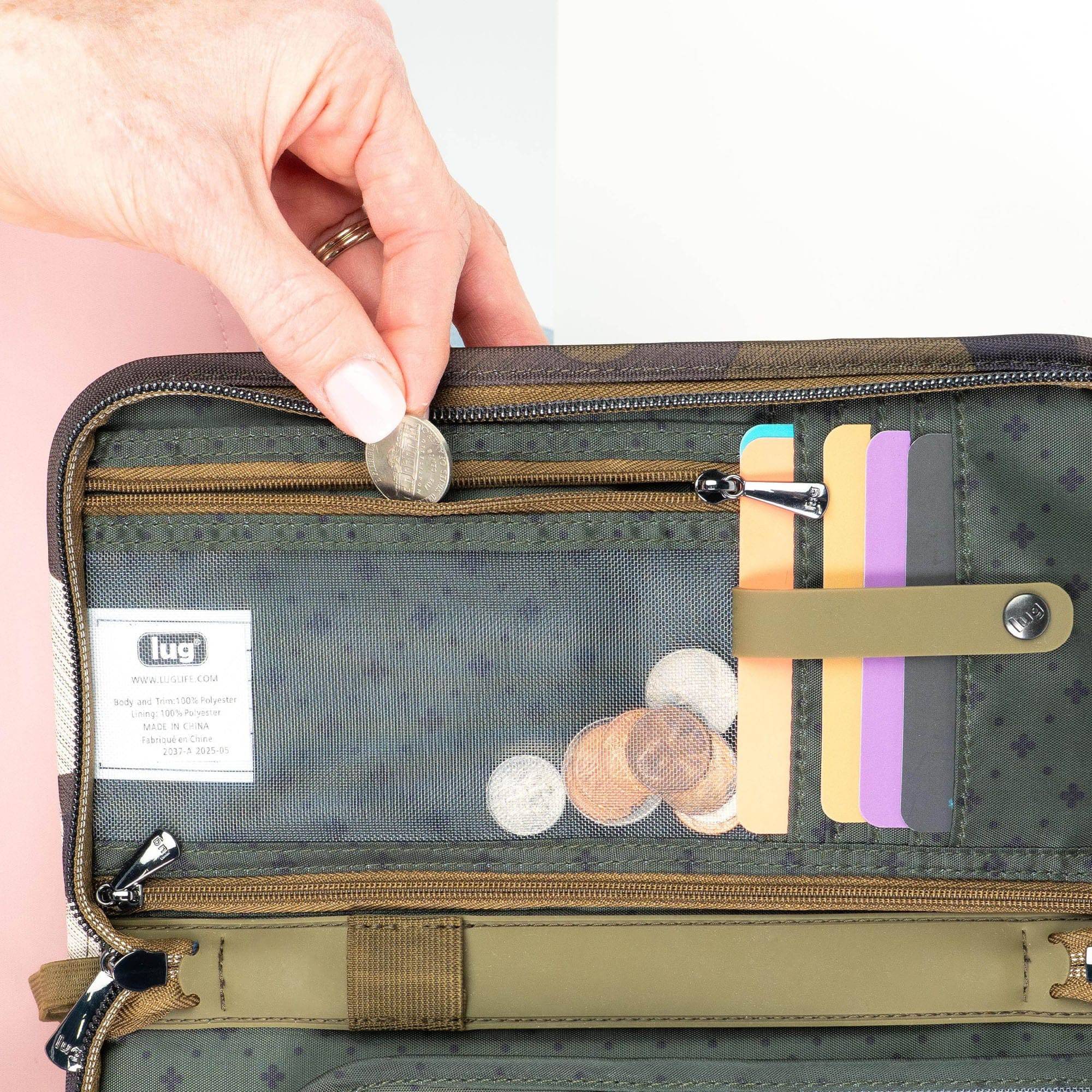 Legacy Collection Tango Travel RFID Wallet - Image 11