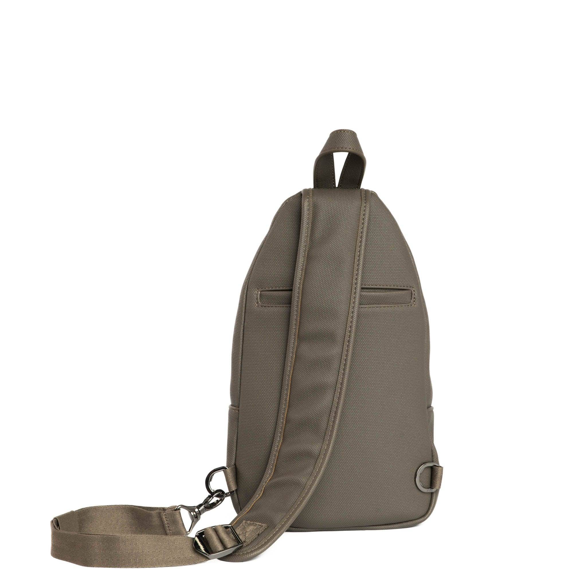 Scurry Matte Luxe VL Sling bag - Image 40