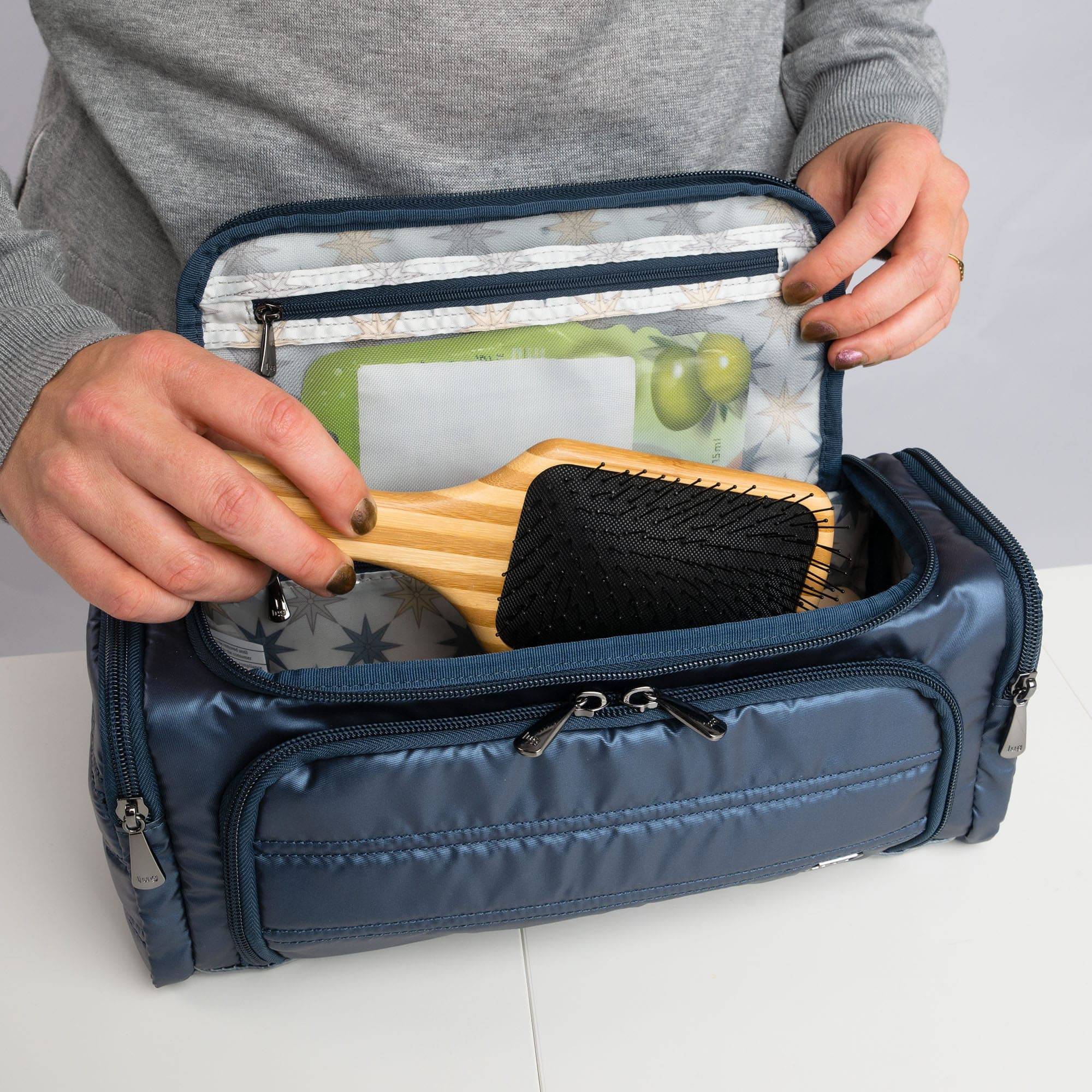 Trolley Cosmetic Case - Image 6