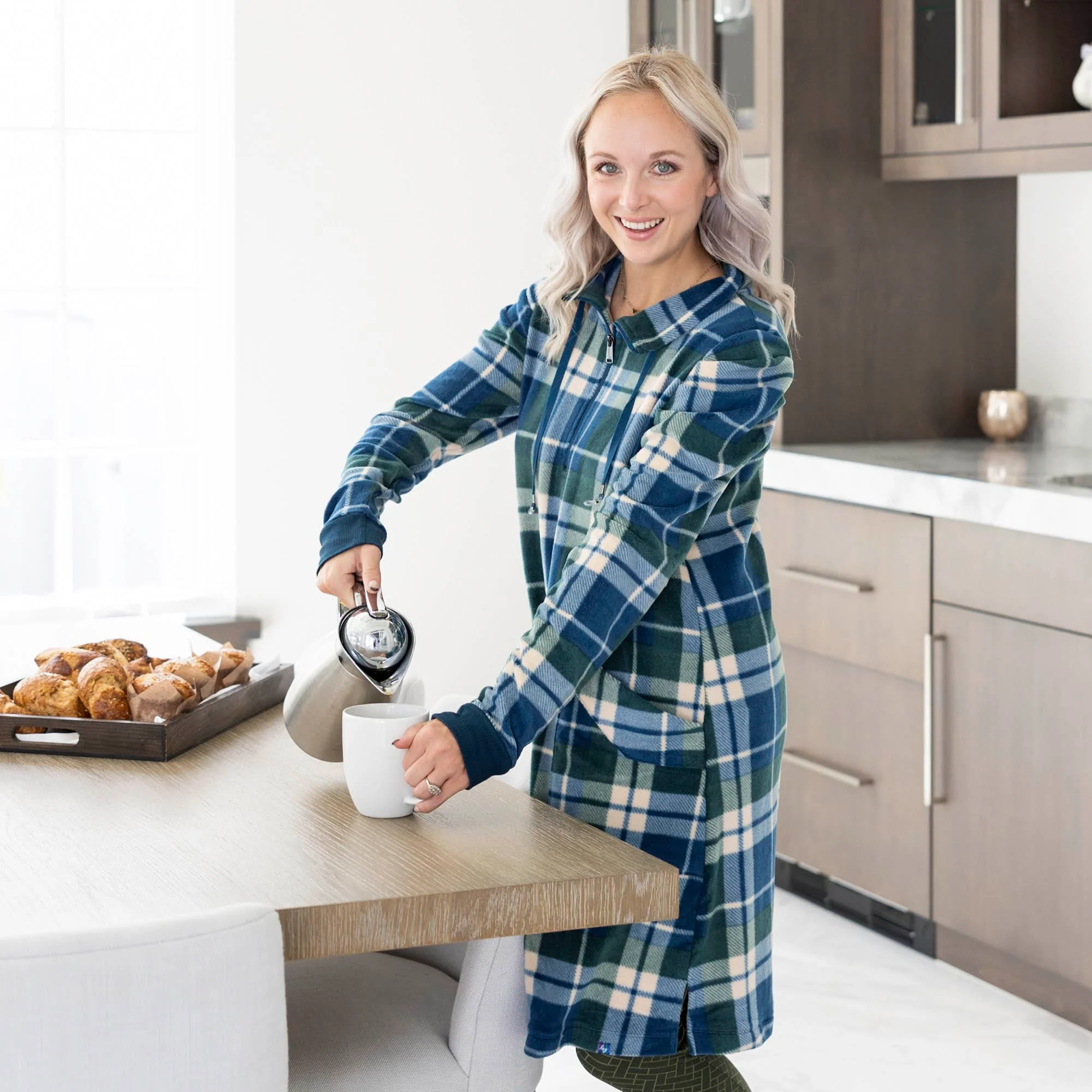 Via Stretch Fleece Tunic - Image 5